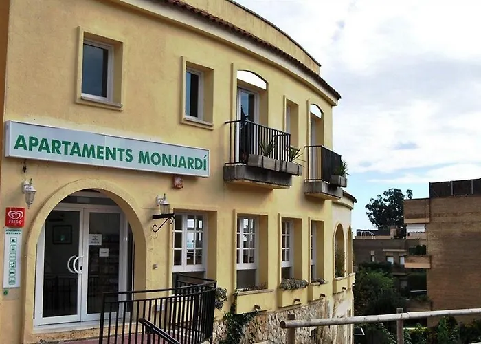 Apartaments Ar Enjoy Monjardi